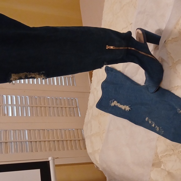 Steve Madden denim over the knee boots size 10 medium blue denim *never worn*